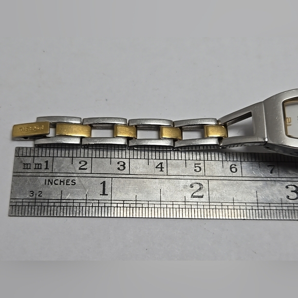 Womens Fossil F2 Watch 17mm Silver Gold Two Tone ES-9382 New Battery Petite - Picture 8 of 9